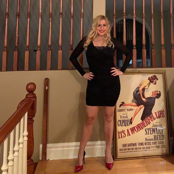 Meet your Posher, Kimberly - Picture 1 of 1